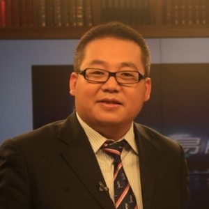 易鹏:城镇化应找到“次优路径”