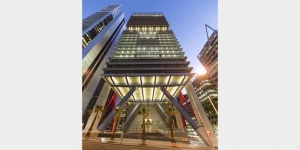 罗杰斯在悉尼设计的办公楼投入使用