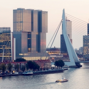 De Rotterdam칫¥