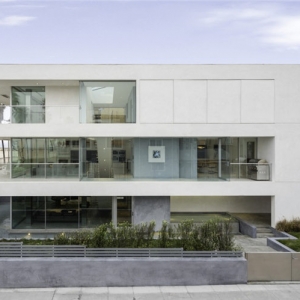 סլFlip Flop House