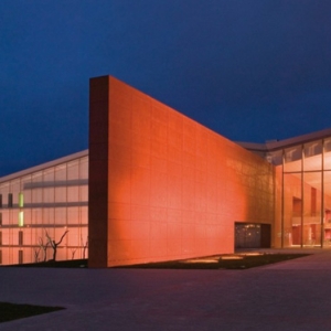Miguel Delibes ĻģCultural Center Miguel Delibes