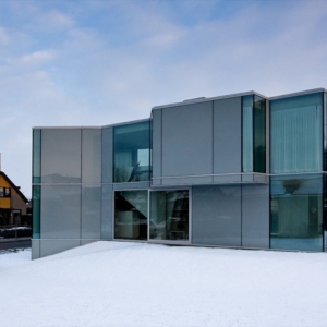 HסլH House