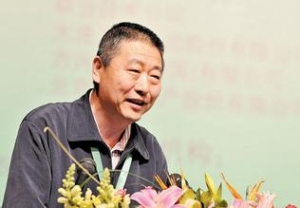 江亿:能耗影响城镇化 节能减排迫在眉睫