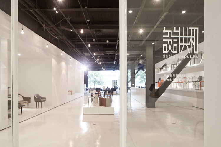 data/attachment/portal/201403/18/152211tnkeiaikuuu9babk.jpg