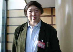 冯骥才:古城已完蛋 别再祸害古村