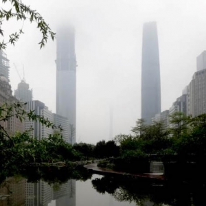 广州东塔高度已超441米 即将封顶