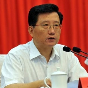 强卫:城市建设要让山水城融为一体