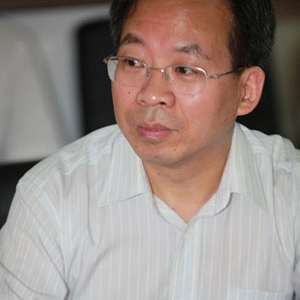 刘尚希:呼吁放弃城镇化率指标 明晰主体责任