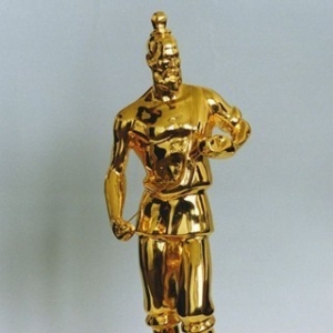 ����8����Ŀ��ѡ³�ཱ