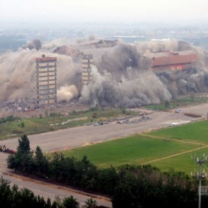 �������������Ʋ�� Ͷ��8�ڽ���9��