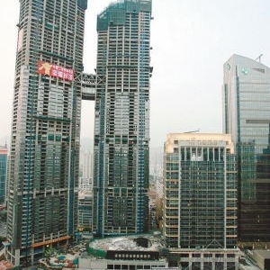 �����޵�һ��סլ�������������Ĺ�Ԣ����ṹ�ⶥ