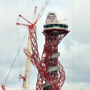 �׶ع��������