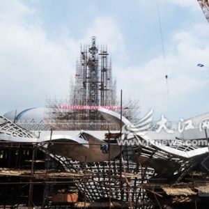 �ϲ��߳ǻ����������¶Ӣ��