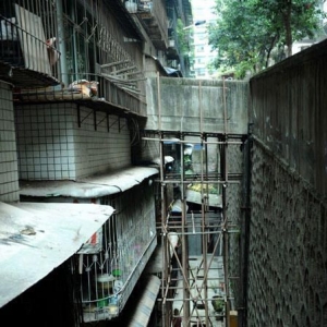 ��ڡ�¥���ѡ���һ������ ���¿����̷ֱ���1����