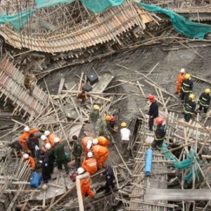 �������ʻ�չ���Ĺ���̮���¹ʾ�Ԯ�������� 9������