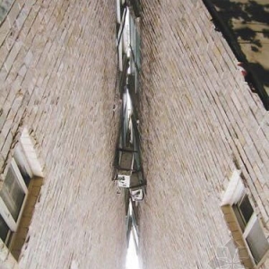 �ɶ���������¥�����б����һ��