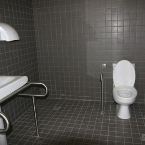 ���ϰ�������