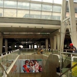 �±�����վ���빤����β�׶�