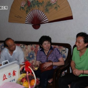 ס�ܰ�װ��˾�쵼ο�ʸ���Ԯ��ְ