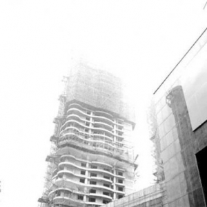 ���ͺ��ţ�����β¥�����������ʼ��ر꽨����?