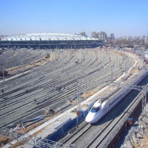 ������վ��8��Ͷ�� �ݳ�ȫվ��񼫾߱�����ɫ