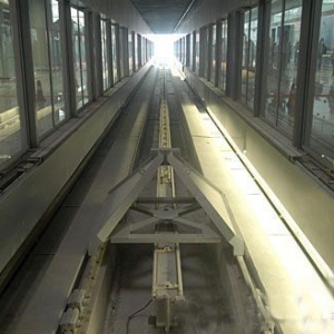 �׶����ʻ����������̽������ȫ�濢��