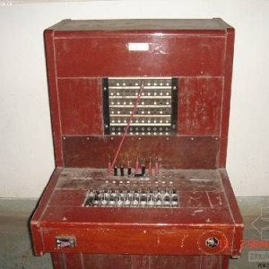 ���ǵ�����Ƚ��Ľ���̨