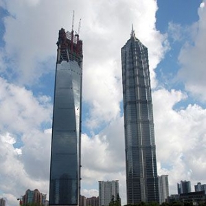 8��15�գ�λ�ڽ�ï�����Ե��Ϻ�