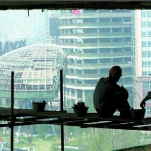 �Ϻ��۹��ʿ������Ľṹ�ⶥ