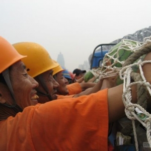 ���˹��̵Ľ��������˸߲��ҵذ�