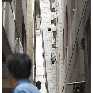 ���꣺Σ¥˲����б10�� ���ٹ��˳������