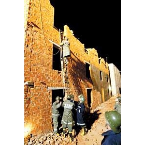 �人һ����Υ�½���ʩ��ʱ��������̮��