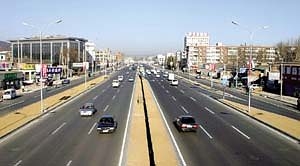 Բ��԰��·����������ͨ�� �����ܱ߽�ͨѹ��(ͼ)