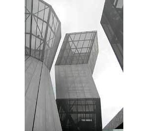 ��������ʿ����չ10��¡�ؾ���