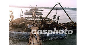 ���ݽ��ڸ��ٹ�·�ش��Ž����չ˳��(ͼ)