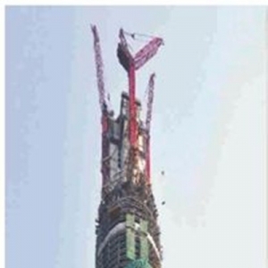 将中国第一高楼工地“搬”进校园