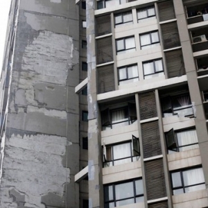 �人����¥����ǿ��Ϯ����ǽƤ�����ǹ⡱