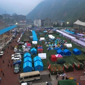 «ɽ����У����ٵ��飺ѧУ���ȫ�ı�����