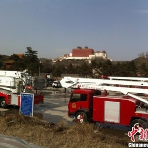 �е������ڳ�֮���������� Ŀǰ������