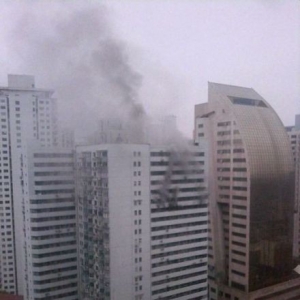 �Ϻ�½���·һ�߲㽨������� ������Ա����