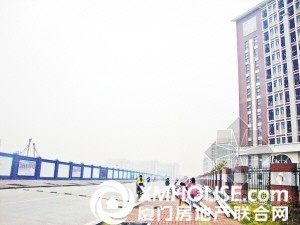 ����һ����ѧ������¥��ʩ�� Ӱ��ѧ����Ϣ