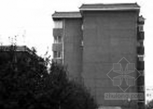 ����ĳ�߲�סլ¥��б22���� 290��ǧ�ﶥ�����߷�����