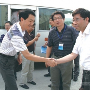 �������ص㱣�Ϸ����̴��D��2��סլ¥���ܽ��貿���