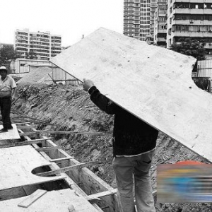 ��������ͨ5����ͷ· ����·���ε��¹����깤