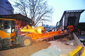 ʩ���ӵ�����һ�˱��� �������ְǳ�������