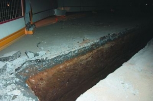 �Ͼ���ʩ��Χ����ȱ�� �������¹�