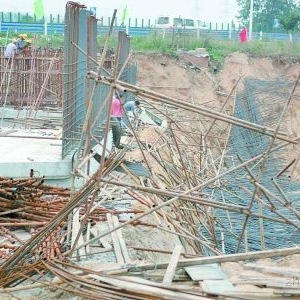 ֣��һ���ؽ��ּܿ��� �����˱�����