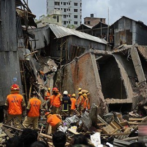 �ϼ����׶�¥������ѹ������ 20������4ʧ��