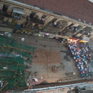 �人����·���н�һ��¥���ּ�̮��