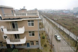 �人�İ������±�����Ǩ �����Ʋ����˷�